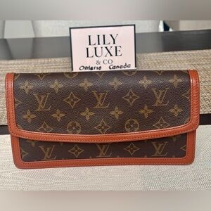 Louis Vuitton Monogram Pochette Dame